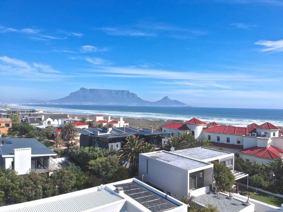 9 Bedroom Property for Sale in Sunset Beach Western Cape